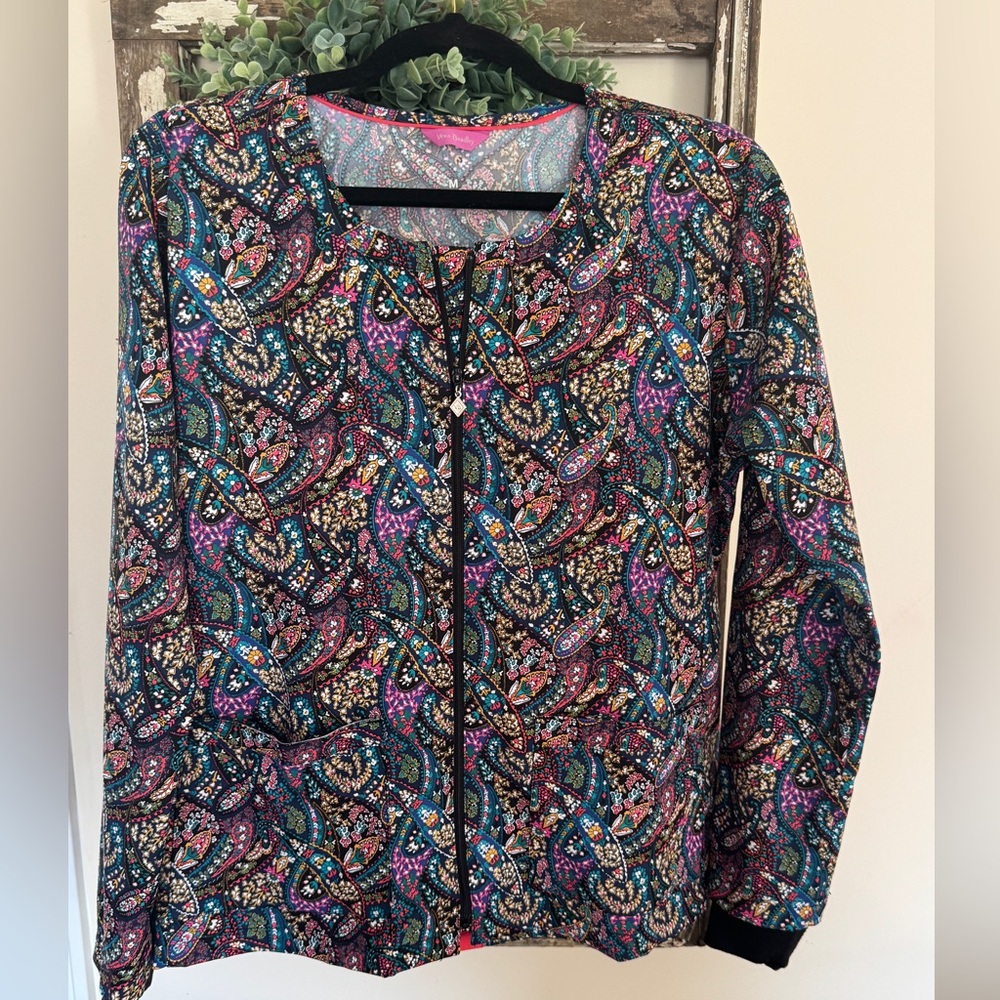 Vera bradley scrub jacket top  sz med
